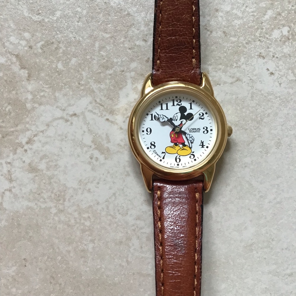 Vintage Disney Mickey Mouse Lorus Watch - Picture 9 of 10